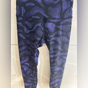 Lululemon Wunder Under Leggings Size 6